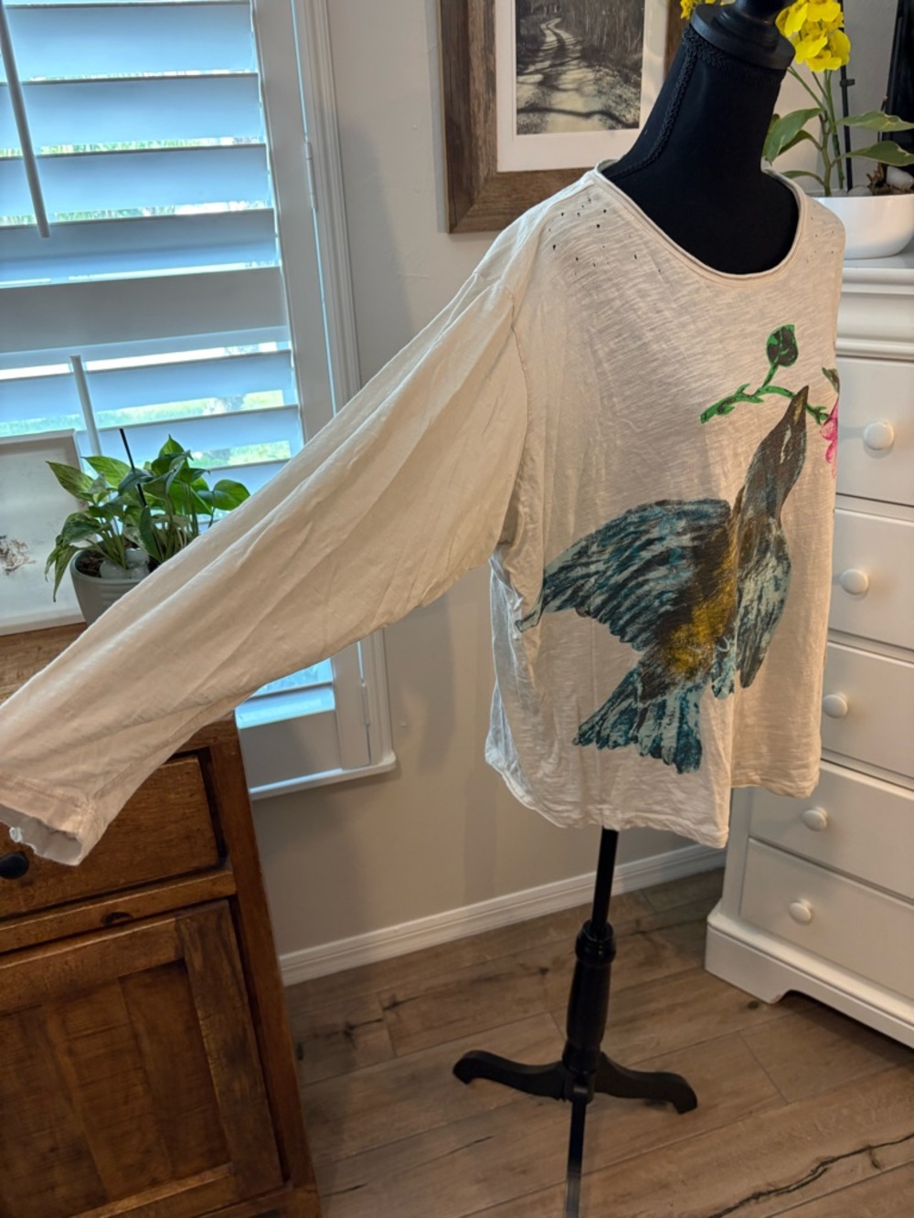 Magnolia Pearl NWT Messenger Viggo Long Sleeve Tee - Top 3104 in Moonlight, OSFM - Picture 5 of 11